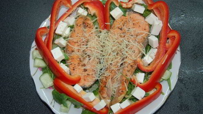 Рецепт Салата Цезарь с семгой