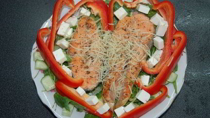 Рецепт Салата Цезарь с семгой