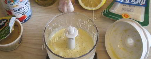 Шаг 9: соуса для салата цезарь