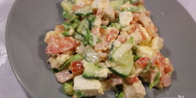 Рецепт цезаря с курицей и сухариками