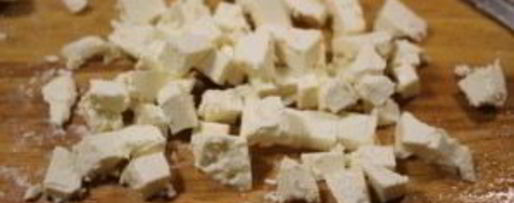 Шаг 3: цезаря с курицей и сухариками