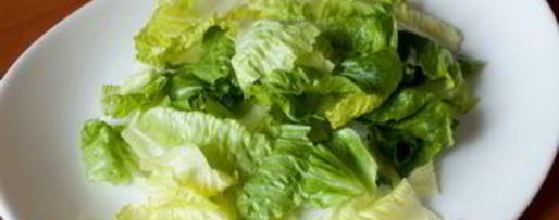 Шаг 5: цезаря с лососем и помидорками черри