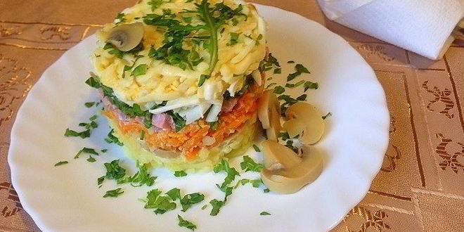 Рецепт слоеного салата грибная сказка