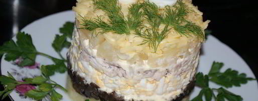 Шаг 8: слоеного салата с курицей и ананасами