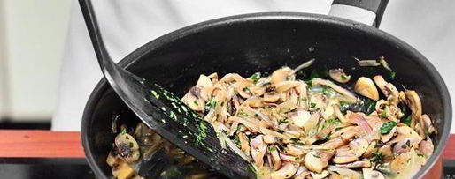 Шаг 4: лосося с грибным винегретом