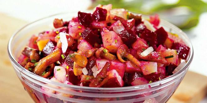 Рецепт салата винегрет с маринованными опятами