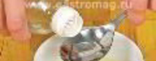 Шаг 2: салата винегрет с маринованными опятами