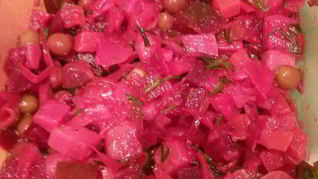 Рецепт Винегрета из запеченных овощей с квашеной капустой