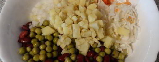 Шаг 3: винегрета с килькой