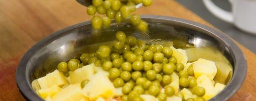 Шаг 7: винегрета с квашеной капустой и горошком