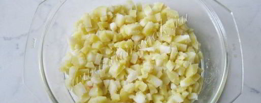 Шаг 2: винегрета с маринованными опятами