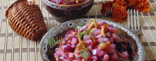 Шаг 11: винегрета с маринованными опятами