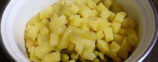 Шаг 5: винегрета с соленой сельдью