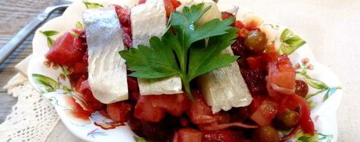 Шаг 7: винегрета с соленой сельдью