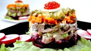 Рецепт Винегрета с телятиной, сельдью, яблоком и свеклой