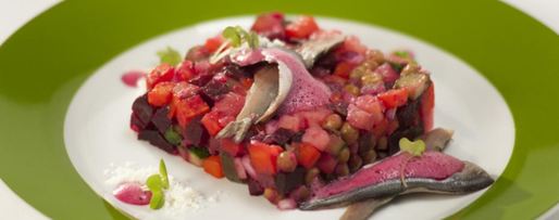 Шаг 4: винегрета со свекольной пеной и оливковым песком