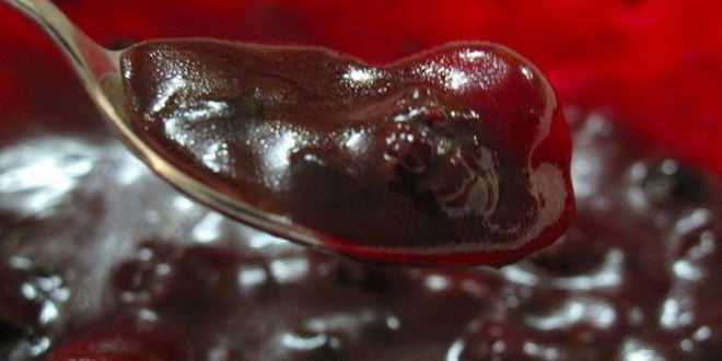 Рецепт десертного фруктового соуса с амаретто