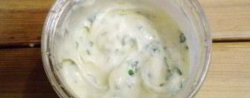 Шаг 6: домашнего майонеза на курином яйце с чесноком и зеленью