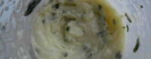 Шаг 4: майонеза с чесноком