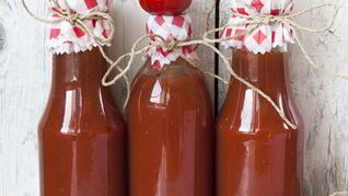 Рецепт Ароматного кетчупа с яблоками