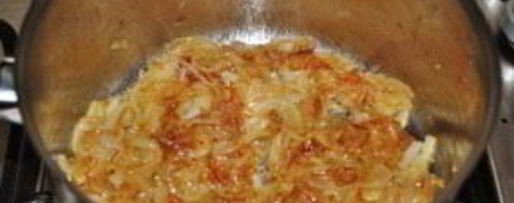 Шаг 2: луково-винного соус