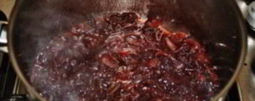 Шаг 3: луково-винного соус