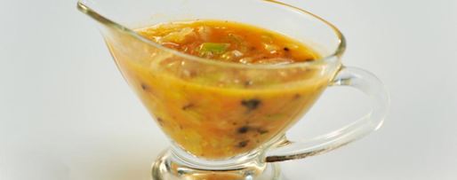 Шаг 3: лукового соуса с можжевельником