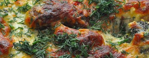 Шаг 1: куриных полпеттов под сальсой и бешамель