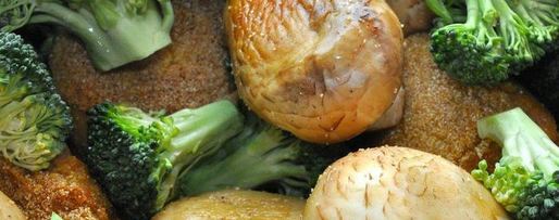 Шаг 3: куриных полпеттов под сальсой и бешамель