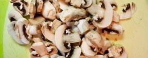 Шаг 4: соуса из сушеных грибов