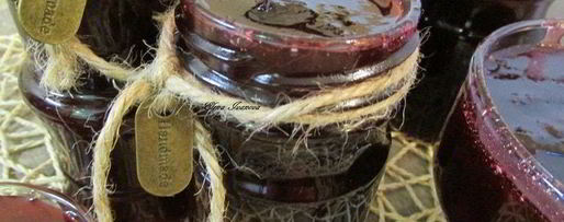 Шаг 12: соуса-конфитюра из слив и можжевельника