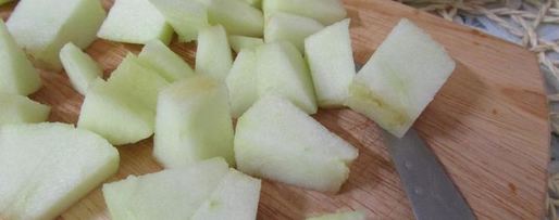 Шаг 5: соуса-конфитюра из слив и можжевельника