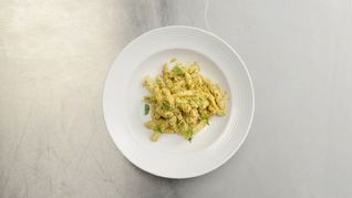 Рецепт Домашней пасты бузиате с песто алла трапанезе