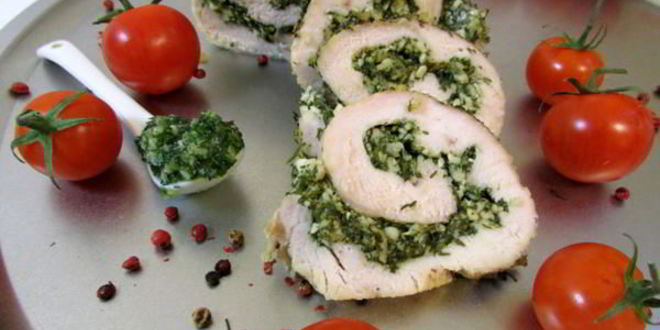 Рецепт филе индейки с соусом песто из укропа