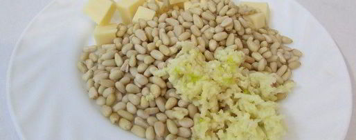 Шаг 1: филе индейки с соусом песто