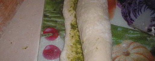 Шаг 6: хлеба с соусом песто