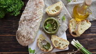 Рецепт Классического соуса песто с базиликом