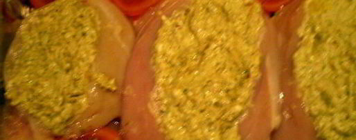 Шаг 6: куриного филе с соусом песто