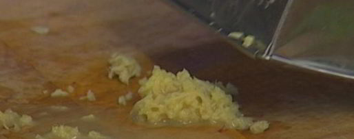 Шаг 1: оладий из сладкого картофеля с соусом песто