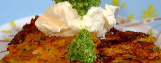 Шаг 7: оладий из сладкого картофеля с соусом песто