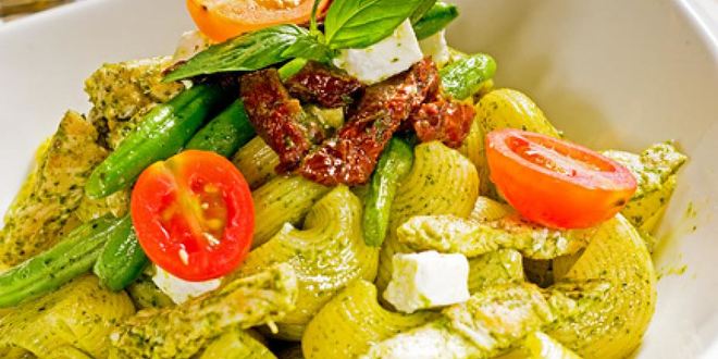 Рецепт пасты лумакони с соусом песто