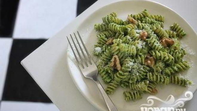 Рецепт Пасты с соусом Песто из капусты кале и грецких орехов