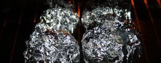 Шаг 2: печеного картофеля с соусом песто