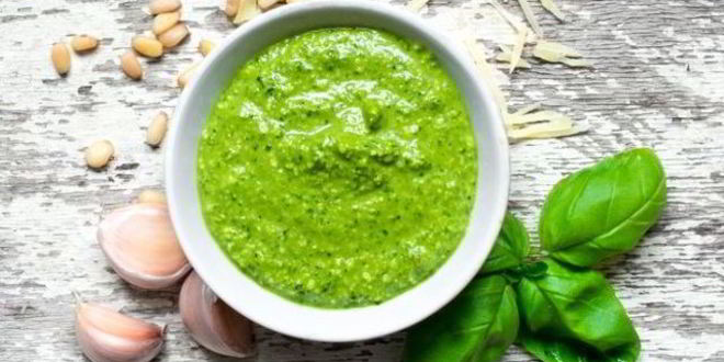 Рецепт песто из базилика с кедровыми орешками