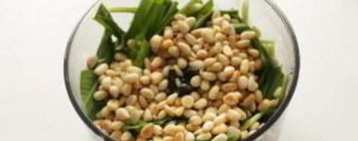 Шаг 2: песто из черемши