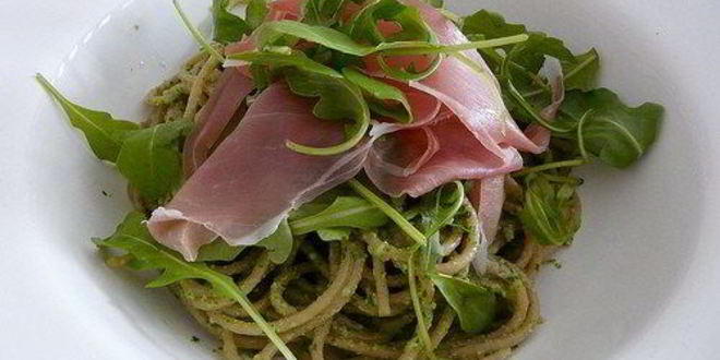 Рецепт песто из дикого чеснока с лимоном