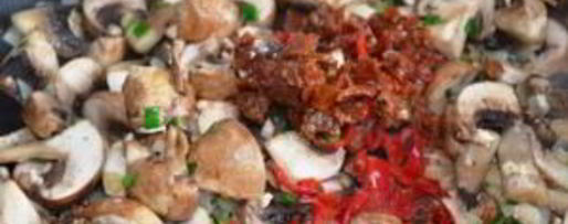 Шаг 3: песто из грибов