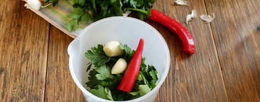 Шаг 4: песто из петрушки