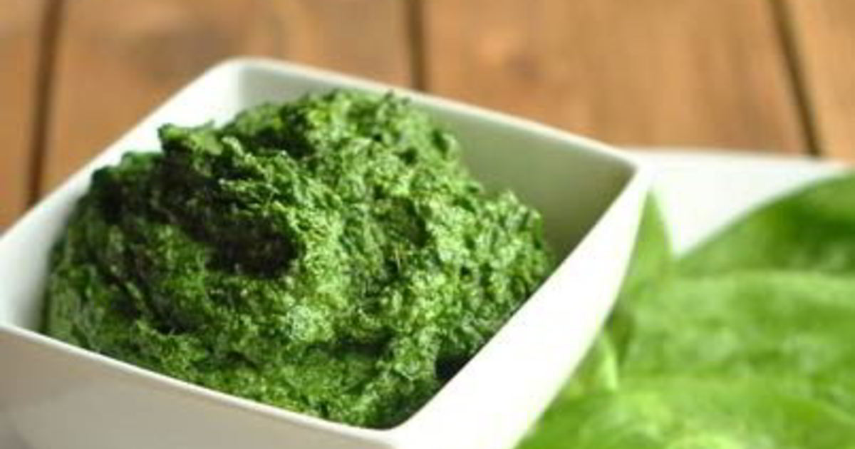 Шпинат с зеленым соусом. Песто с шпинатом. Песто из шпината. Соус из шпината. Песто из шпината.