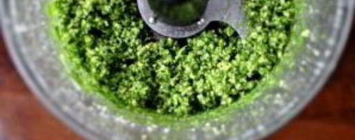 Шаг 6: песто с кинзой